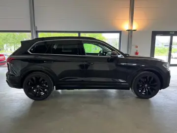VW Touareg R-Line 4Motion LED ACC 360 Stand-HZ Pano