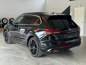 VW Touareg R-Line 4Motion LED ACC 360 Stand-HZ Pano