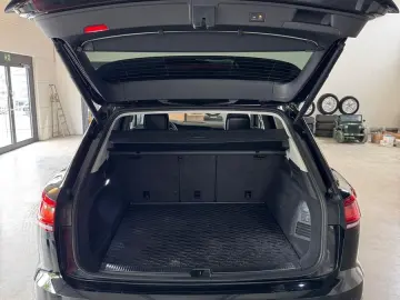 VW Touareg R-Line 4Motion LED ACC 360 Stand-HZ Pano