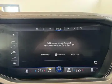 VW Touareg R-Line 4Motion LED ACC 360 Stand-HZ Pano