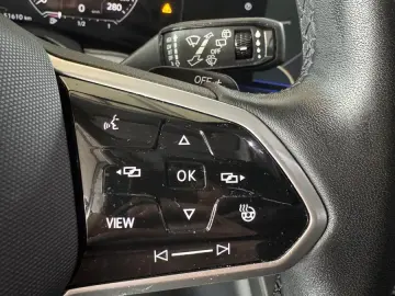VW Touareg R-Line 4Motion LED ACC 360 Stand-HZ Pano
