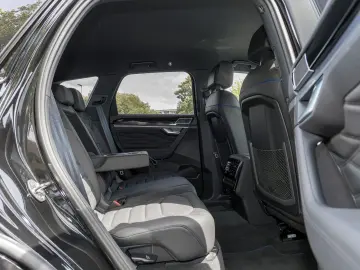 VW Touareg 3.0 TSI eHybrid 4Motion R LUFTFEDERUNG A