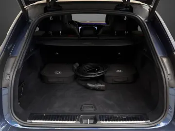 MERCEDES-BENZ EQE 53 AMG SUV 4M  Distronic PANO-SHD …