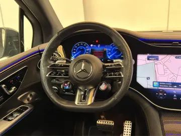 MERCEDES-BENZ EQE 53 AMG SUV 4M  Distronic PANO-SHD …