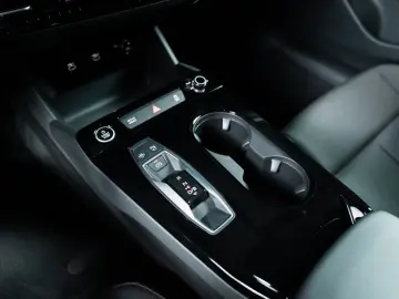 AUDI A6 E-Tron Avant ACC 360 Memory
