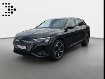 AUDI Q8 e-tron Advanced 50 qu Navi LED Alu AHK Virtua