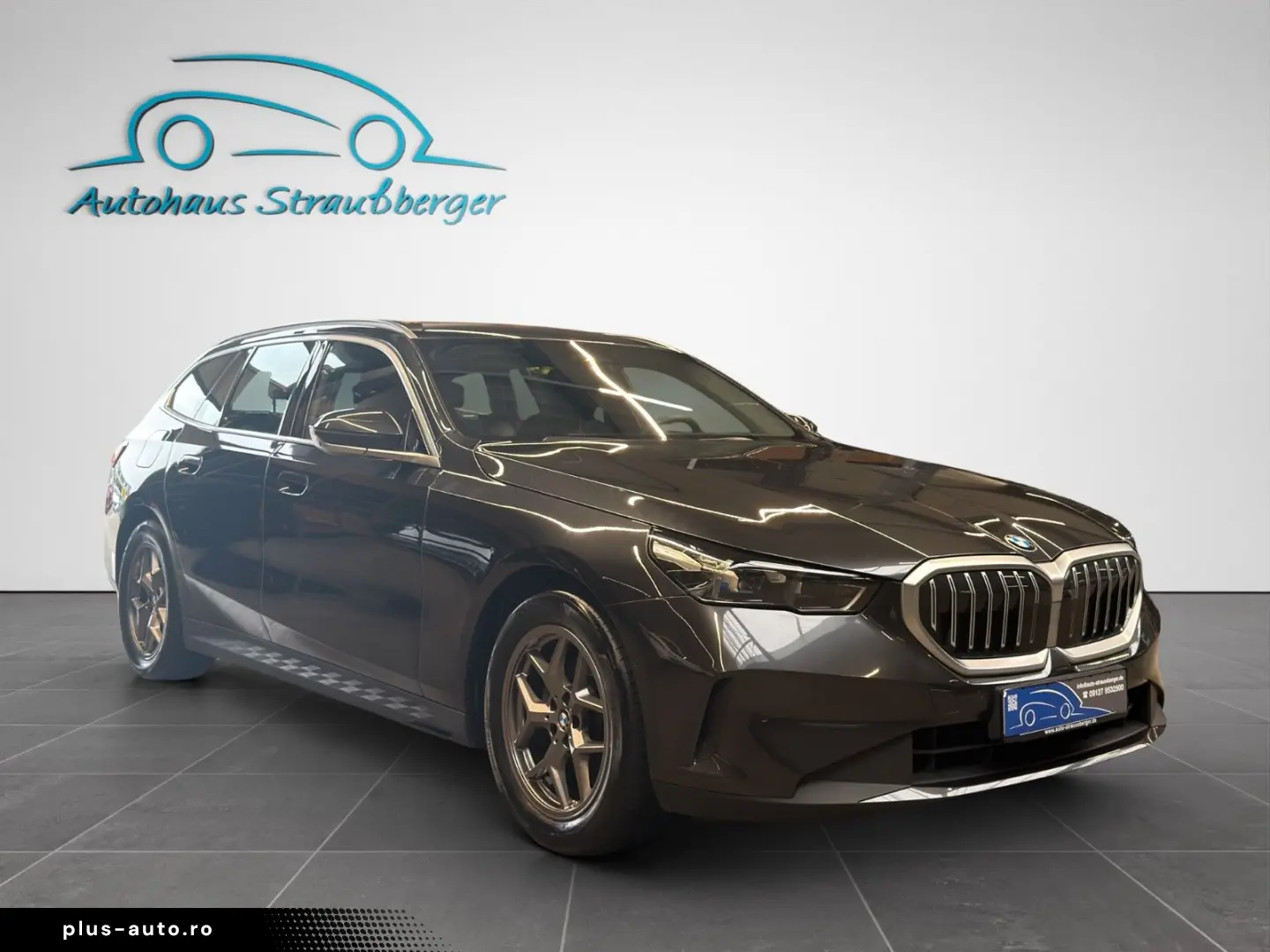 BMW 520xd Touring ACC STHZ 360  H K HUD 4-ZK LED QI