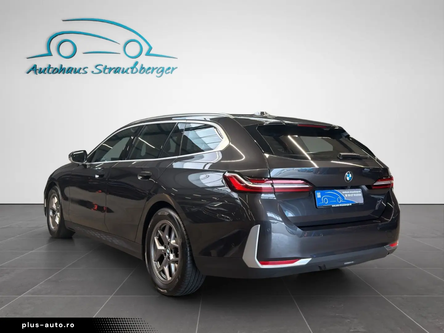 BMW 520xd Touring ACC STHZ 360  H K HUD 4-ZK LED QI
