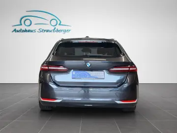 BMW 520xd Touring ACC STHZ 360  H K HUD 4-ZK LED QI