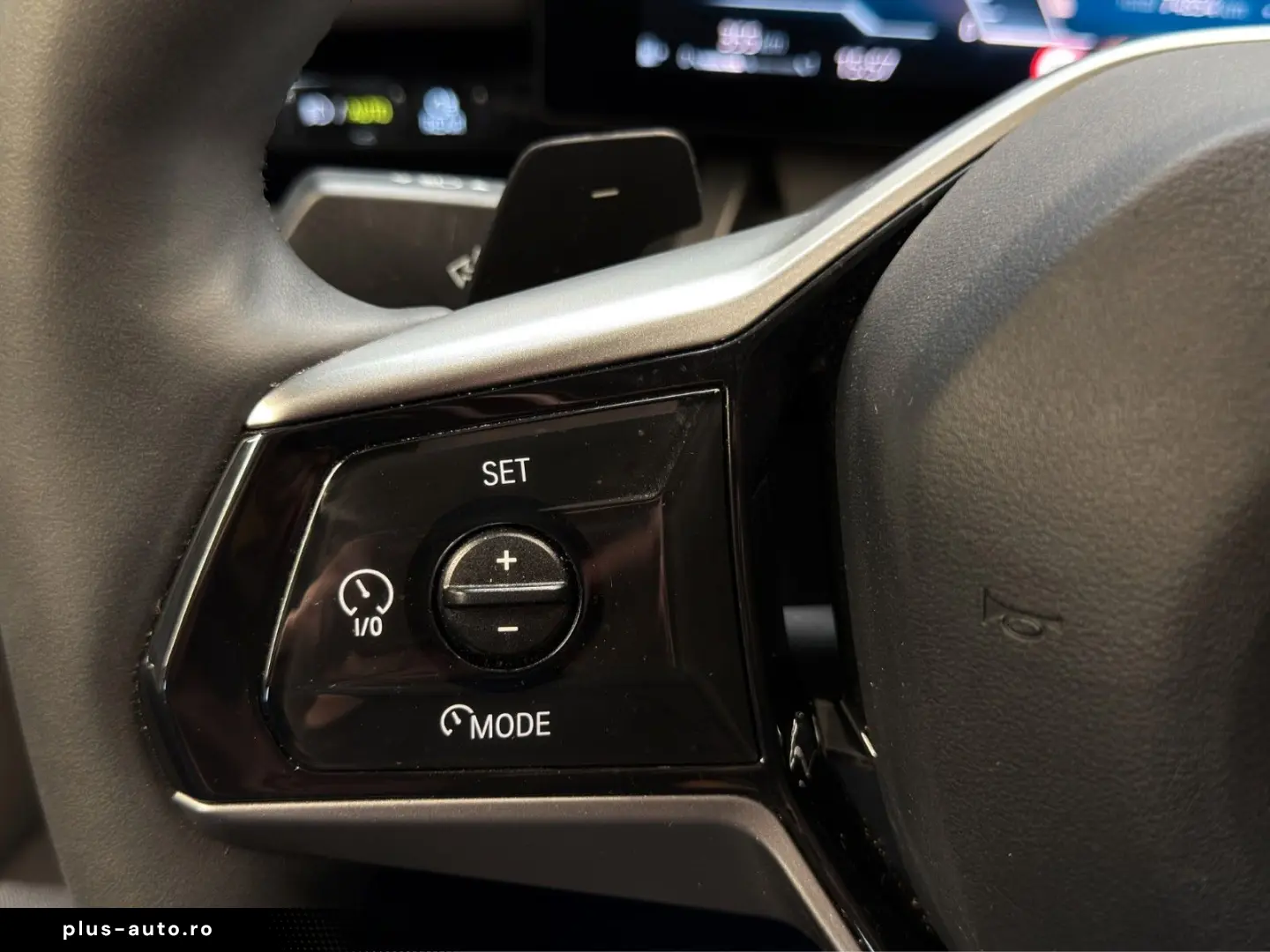 BMW 520xd Touring ACC STHZ 360  H K HUD 4-ZK LED QI