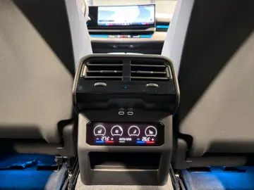 BMW 520xd Touring ACC STHZ 360  H K HUD 4-ZK LED QI
