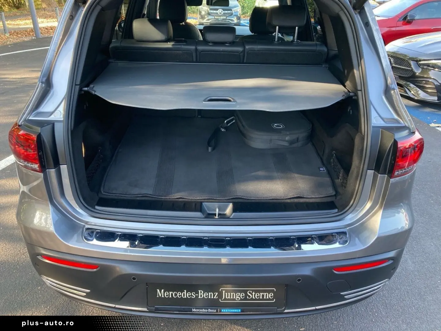 MERCEDES-BENZ EQB 350 4Matic Distr  HUD LED Keyl-GO &hellip;