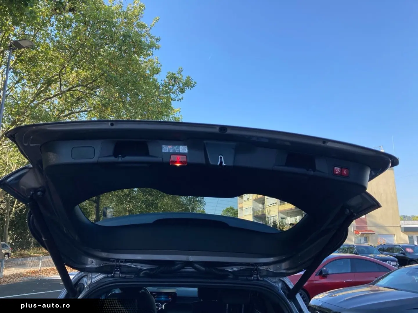 MERCEDES-BENZ EQB 350 4Matic Distr  HUD LED Keyl-GO &hellip;