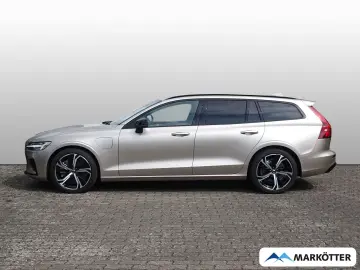 VOLVO V60 T6 Plus Dark ACC CAM BLIS 4xSHZ LHZ