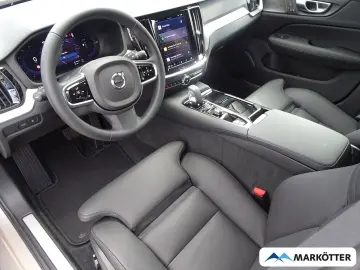 VOLVO V60 T6 Plus Dark ACC CAM BLIS 4xSHZ LHZ
