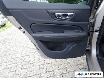 VOLVO V60 T6 Plus Dark ACC CAM BLIS 4xSHZ LHZ