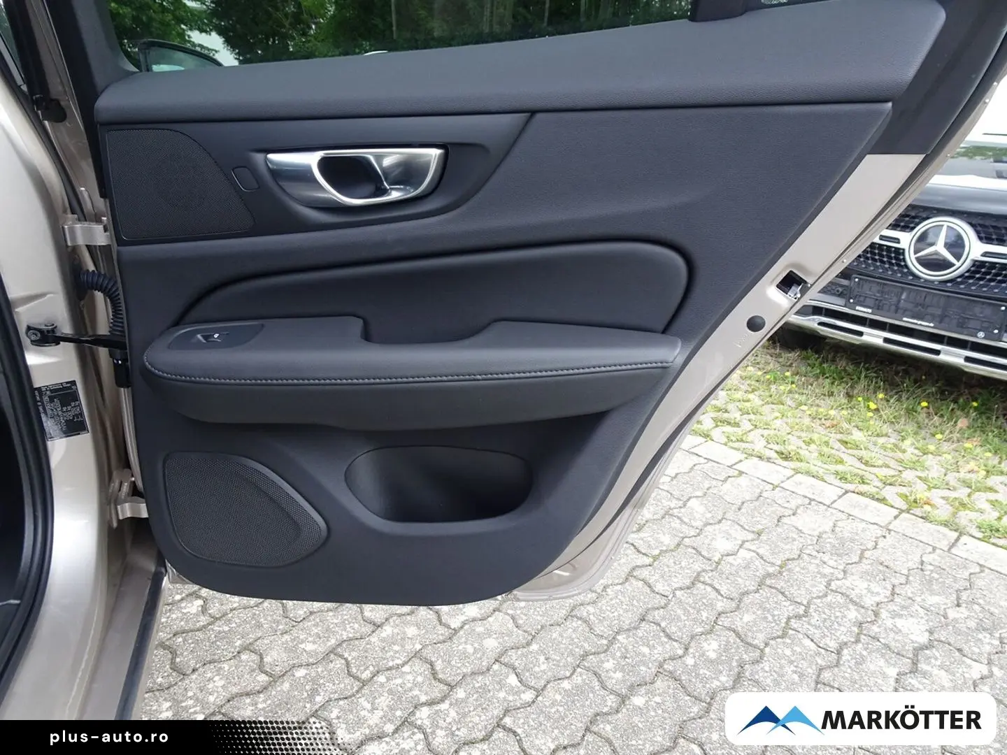 VOLVO V60 T6 Plus Dark ACC CAM BLIS 4xSHZ LHZ