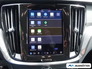 VOLVO V60 T6 Plus Dark ACC CAM BLIS 4xSHZ LHZ