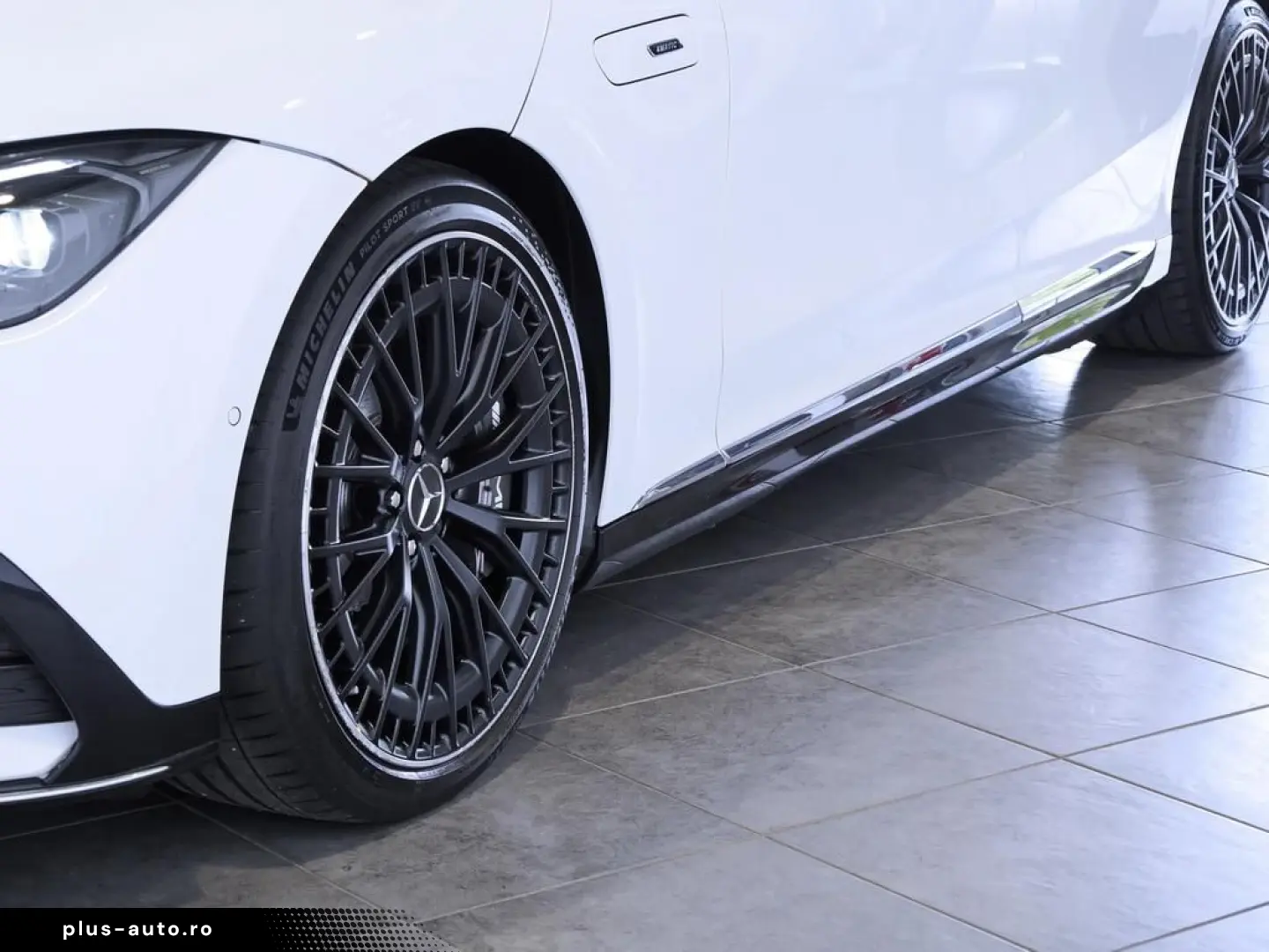 MERCEDES-BENZ EQE 43 AMG 4M HUD PANO DISTRO 360  KAM&hellip;