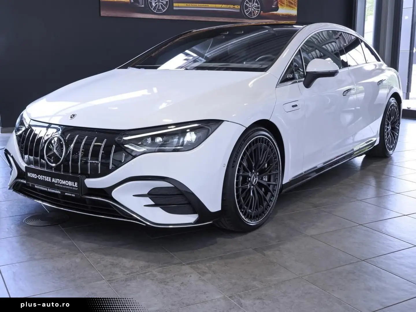 MERCEDES-BENZ EQE 43 AMG 4M HUD PANO DISTRO 360  KAM&hellip;