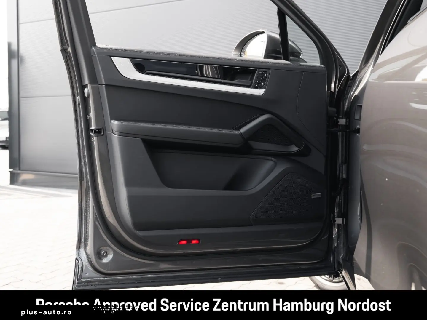 PORSCHE Cayenne E-Hybrid Panorama BOSE Head-Up InnoDrive