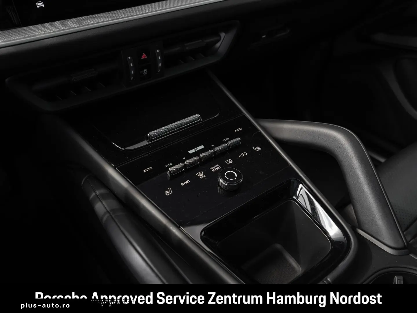 PORSCHE Cayenne E-Hybrid Panorama BOSE Head-Up InnoDrive