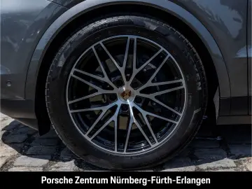 PORSCHE Cayenne E-Hybrid BOSE LED-Matrix InnoDrive Panor