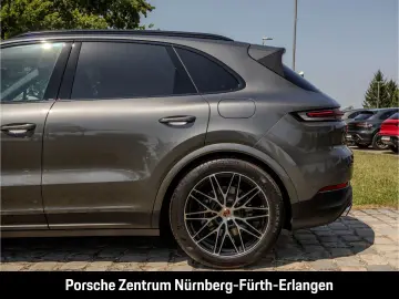 PORSCHE Cayenne E-Hybrid BOSE LED-Matrix InnoDrive Panor