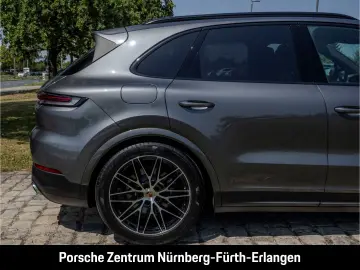 PORSCHE Cayenne E-Hybrid BOSE LED-Matrix InnoDrive Panor