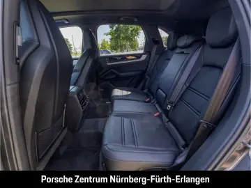 PORSCHE Cayenne E-Hybrid BOSE LED-Matrix InnoDrive Panor