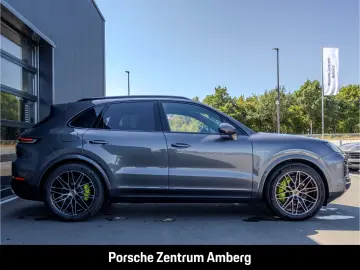 PORSCHE Cayenne E-Hybrid BOSE LED-Matrix InnoDrive Panor