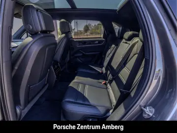 PORSCHE Cayenne E-Hybrid BOSE LED-Matrix InnoDrive Panor