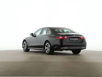 MERCEDES-BENZ E 220 d 4M Avantgarde Pano Digital Light