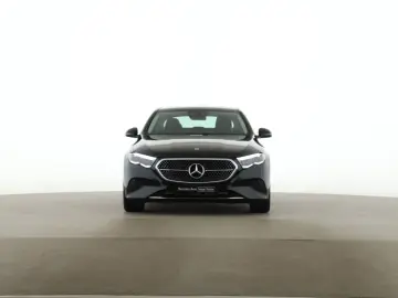 MERCEDES-BENZ E 220 d 4M Avantgarde Pano Digital Light