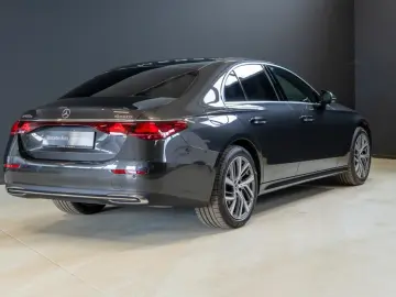 MERCEDES-BENZ E 400 e 4M  Avantgarde Pano AHK Burm Digital