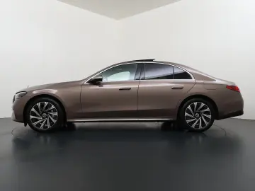 MERCEDES-BENZ E 300 e 4MATIC Exclusive Line   Panorama