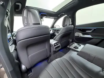 MERCEDES-BENZ E 300 e 4MATIC Exclusive Line   Panorama