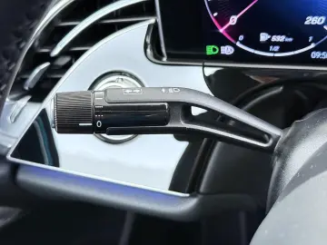 MERCEDES-BENZ E 300 e 4MATIC Exclusive Line   Panorama