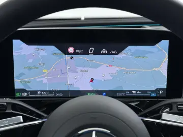 MERCEDES-BENZ E 300 e 4MATIC Exclusive Line   Panorama