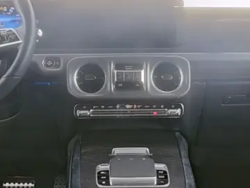 MERCEDES-BENZ G 450 d Exklusiv Line   MY 2026   Technik Pack