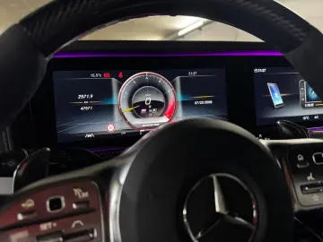 MERCEDES-BENZ G63 AMG  Performance Manufaktur Burmester Fond