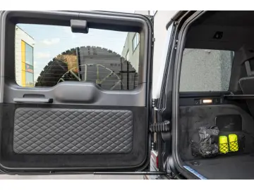 MERCEDES-BENZ G 63 AMG MERCEDES-AMG G 63 4x4²   FULL OPTIONS