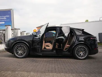 PORSCHE Cayenne E-Hybrid Coupé PLATINUM-BEIGE-INNO-PDCC
