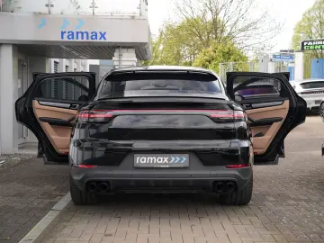 PORSCHE Cayenne E-Hybrid Coupé PLATINUM-BEIGE