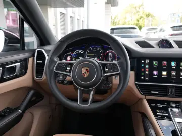 PORSCHE Cayenne E-Hybrid Coupé PLATINUM-BEIGE