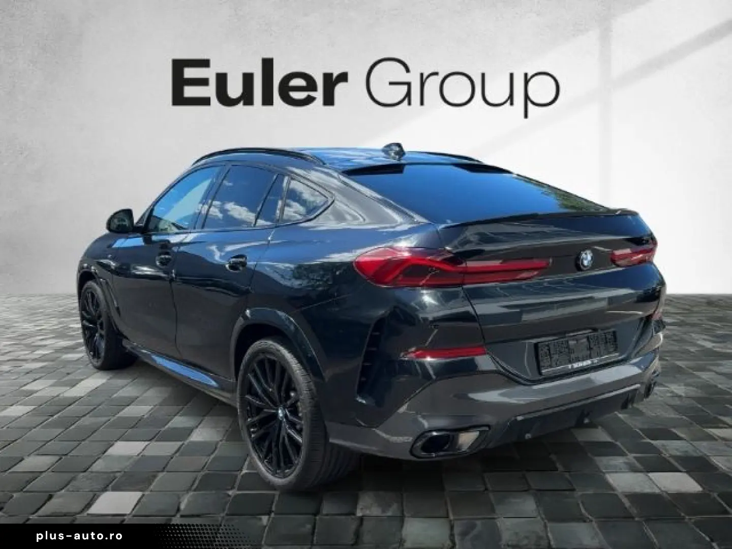 BMW X6 xDrive 30d M-Sport AHK Pano HUD HiFi LC Prof