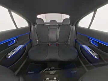 MERCEDES-BENZ E 200 Limousine AMG Night LED Distronic Kamera