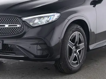 MERCEDES-BENZ GLC 200 4M Coupé AMG LED Kamera Winter…