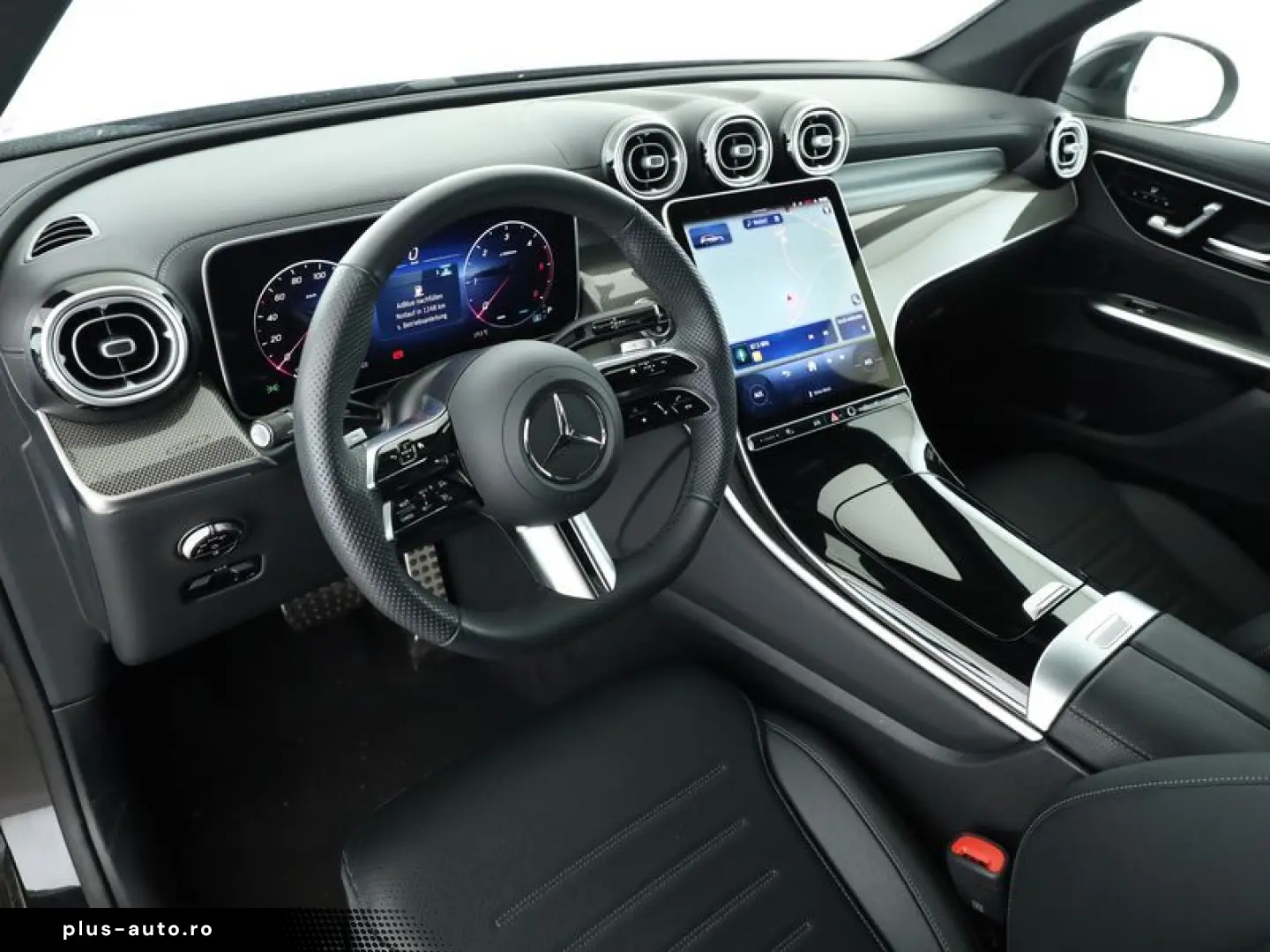 MERCEDES-BENZ GLC 220 d 4M AMG LED Panorama-SD Memory-P. AHK
