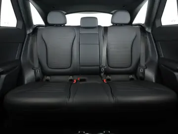 MERCEDES-BENZ GLC 220 d 4M AMG LED Panorama-SD Memory-P. AHK